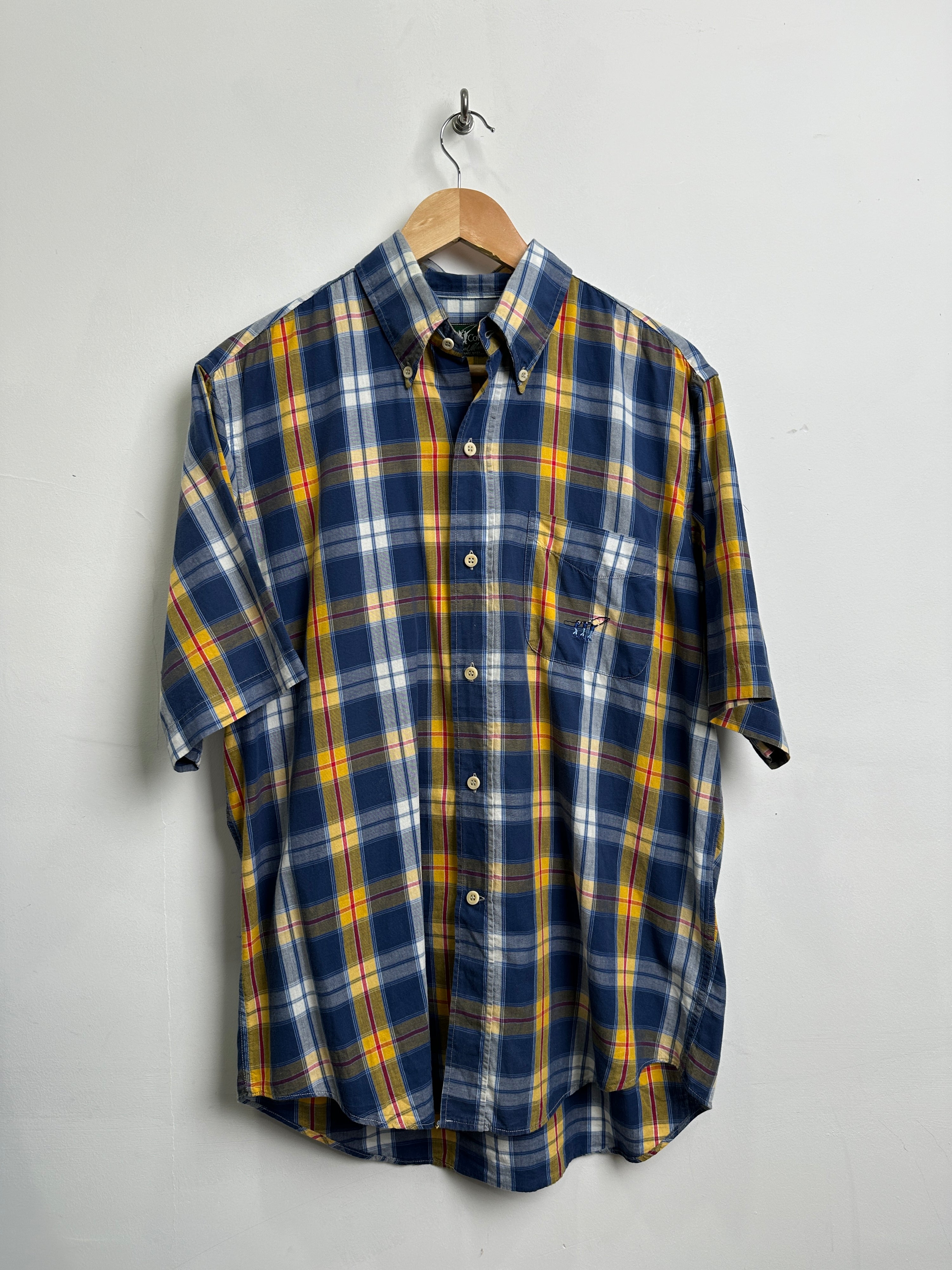 Henry Cotton’s short-sleeve shirt - thrift.mt