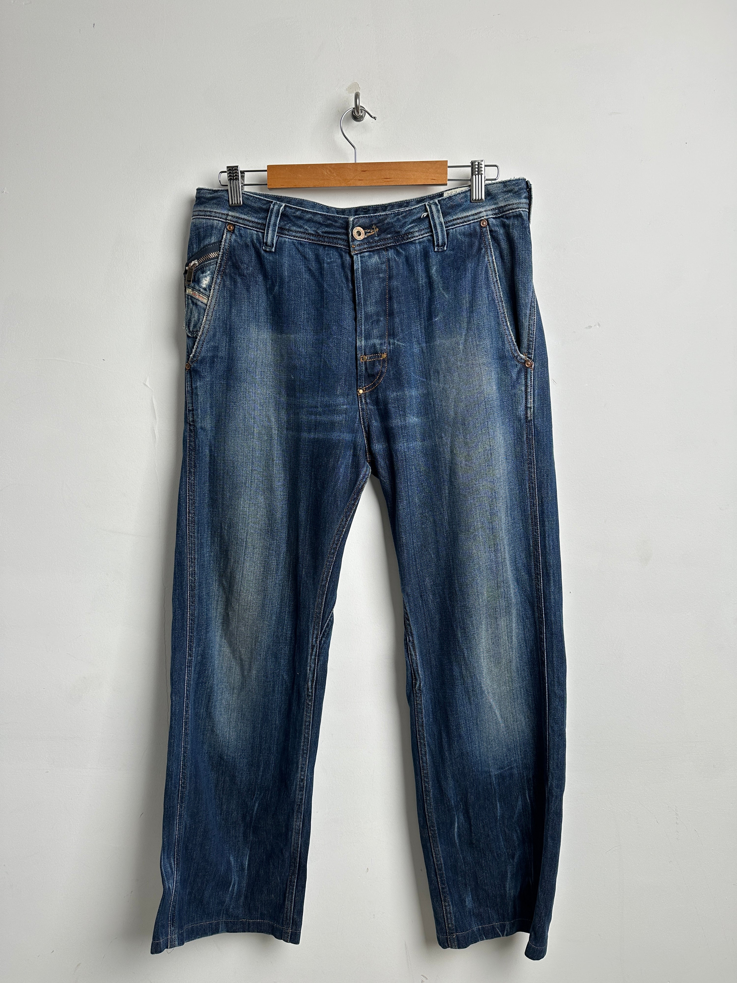 DIESEL jeans in blue