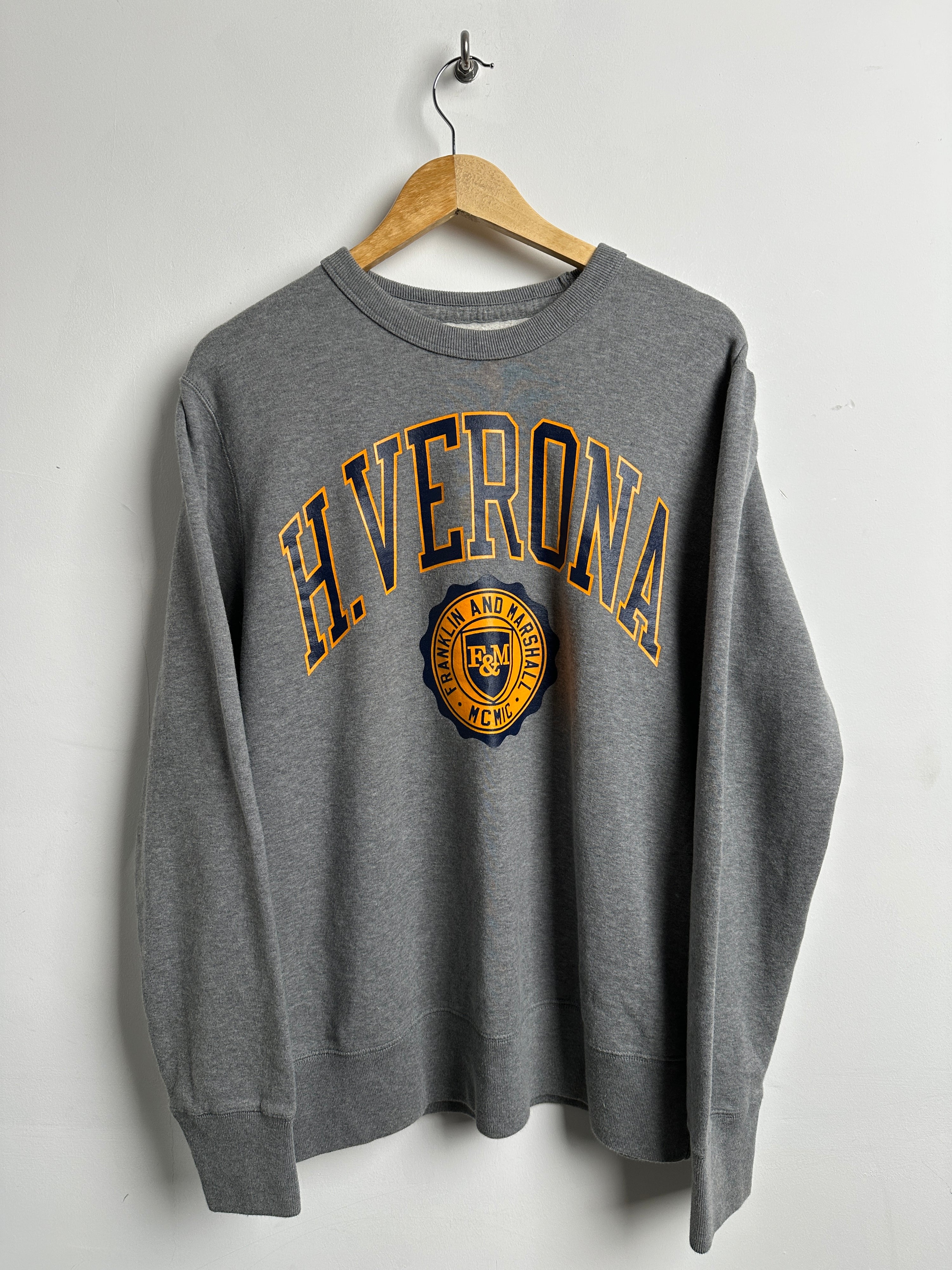 H.VERONA Crew neck sweater in grey - thrift.mt