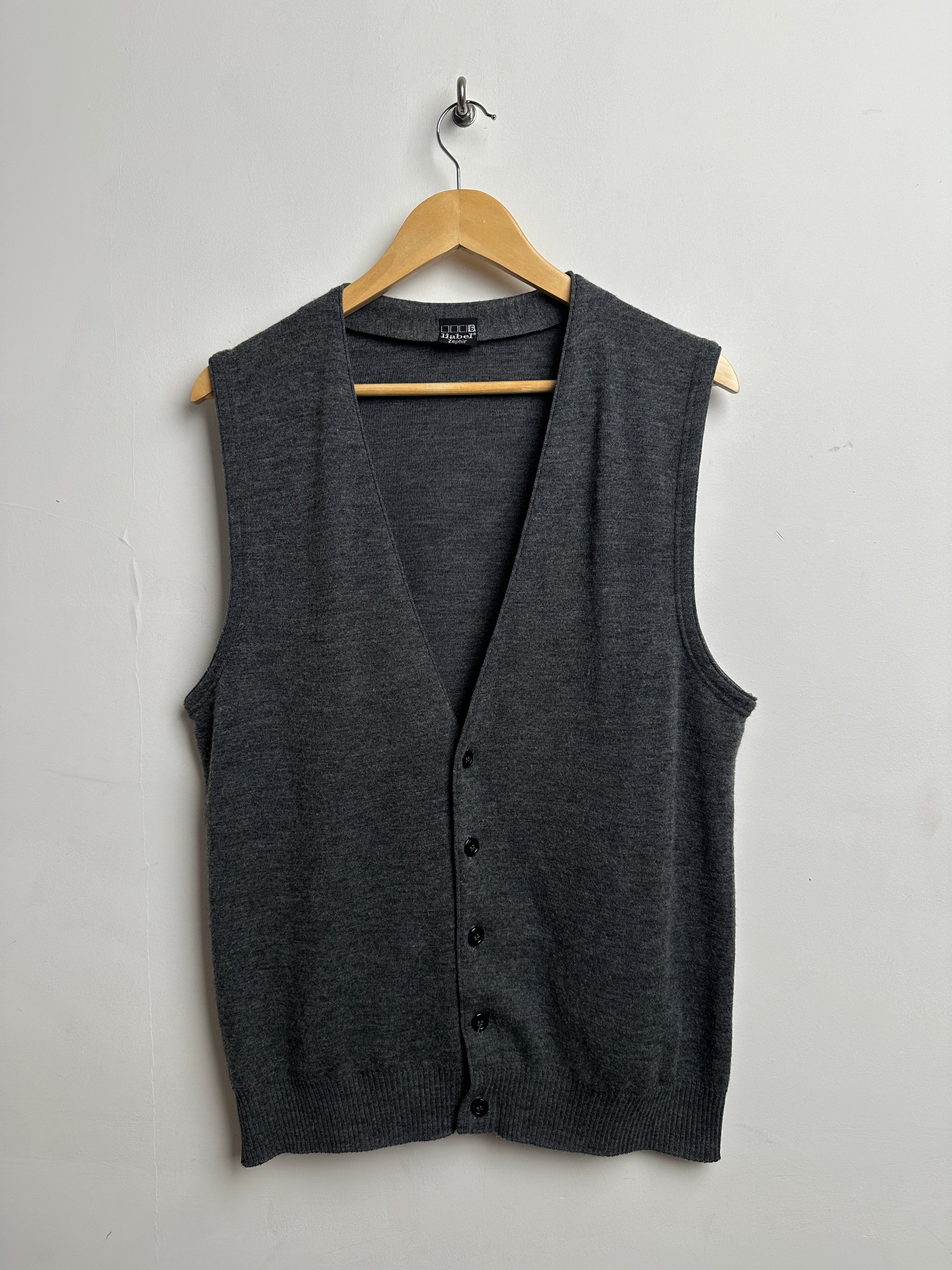 liabel vest in grey - thrift.mt