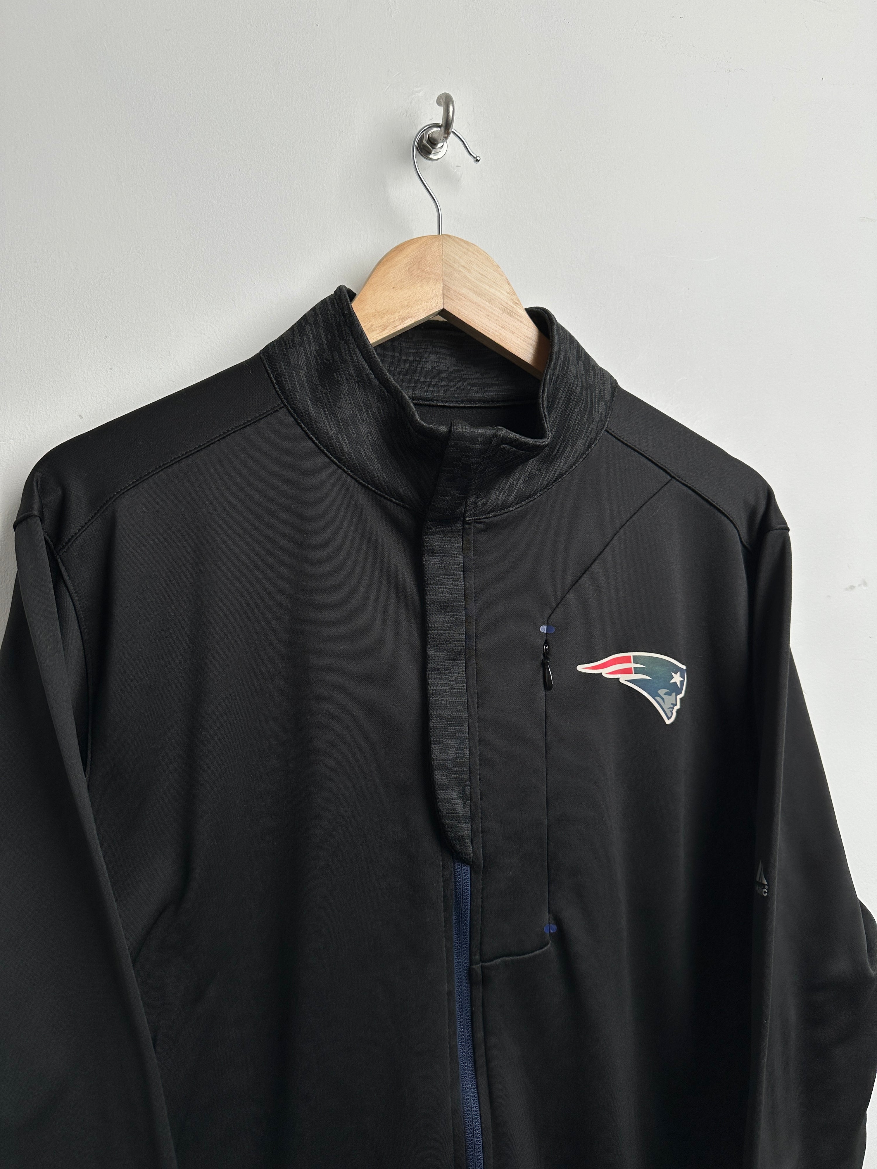 Majestic zip up in black - thrift.mt