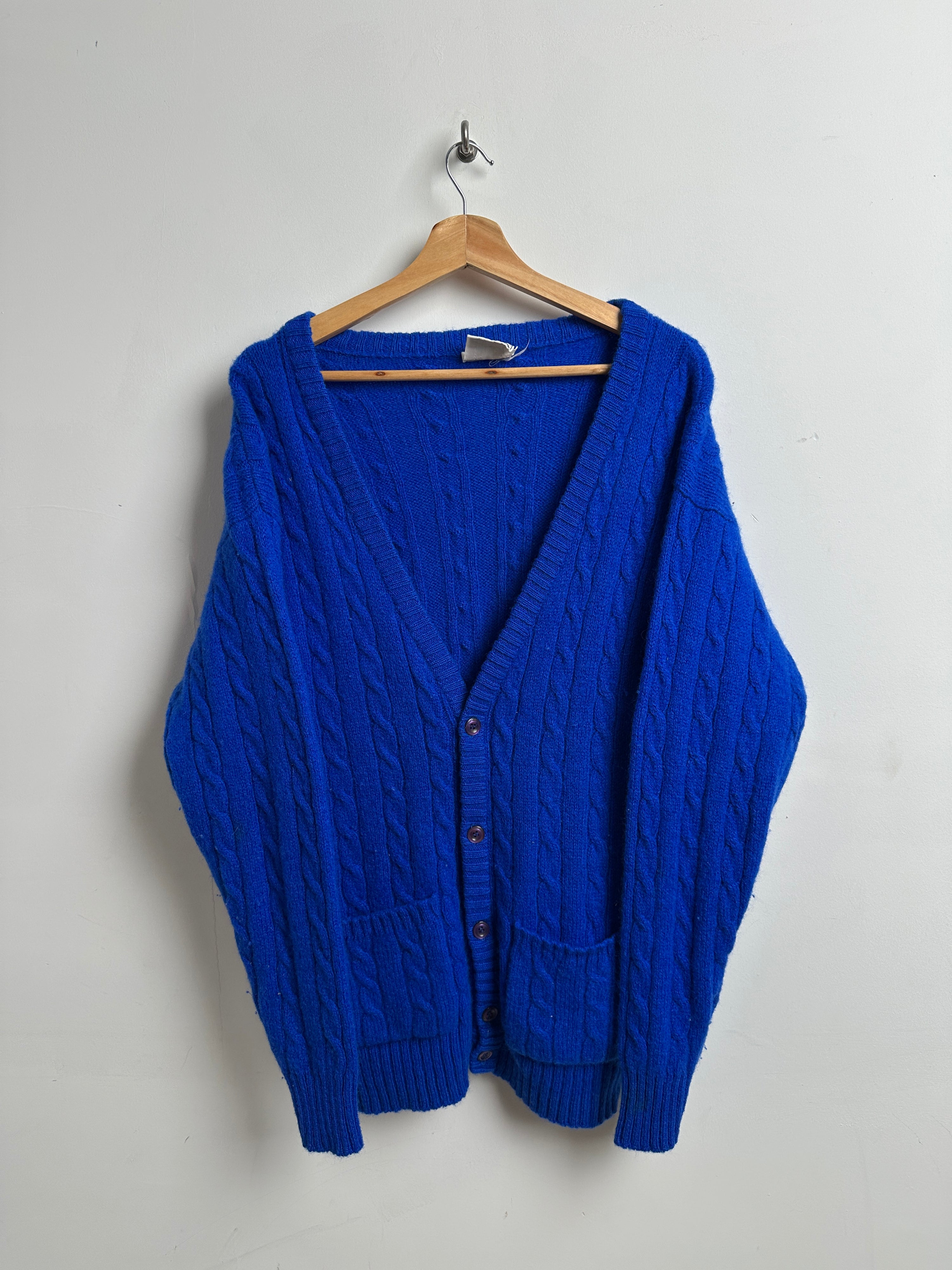 Joe Preep knitted cardigan in blue - thrift.mt