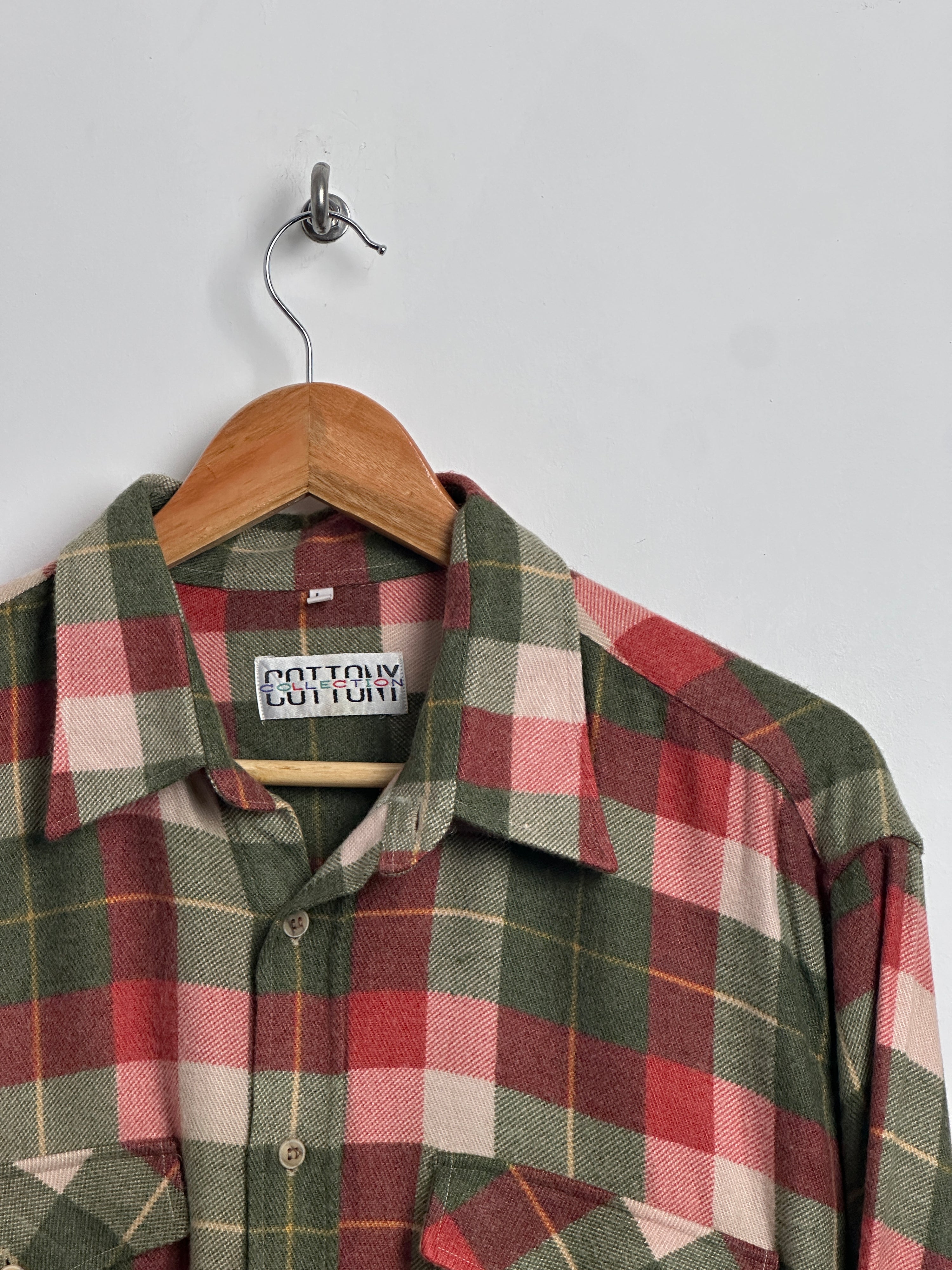 COTTONY COLLECTION red and green flannel - thrift.mt