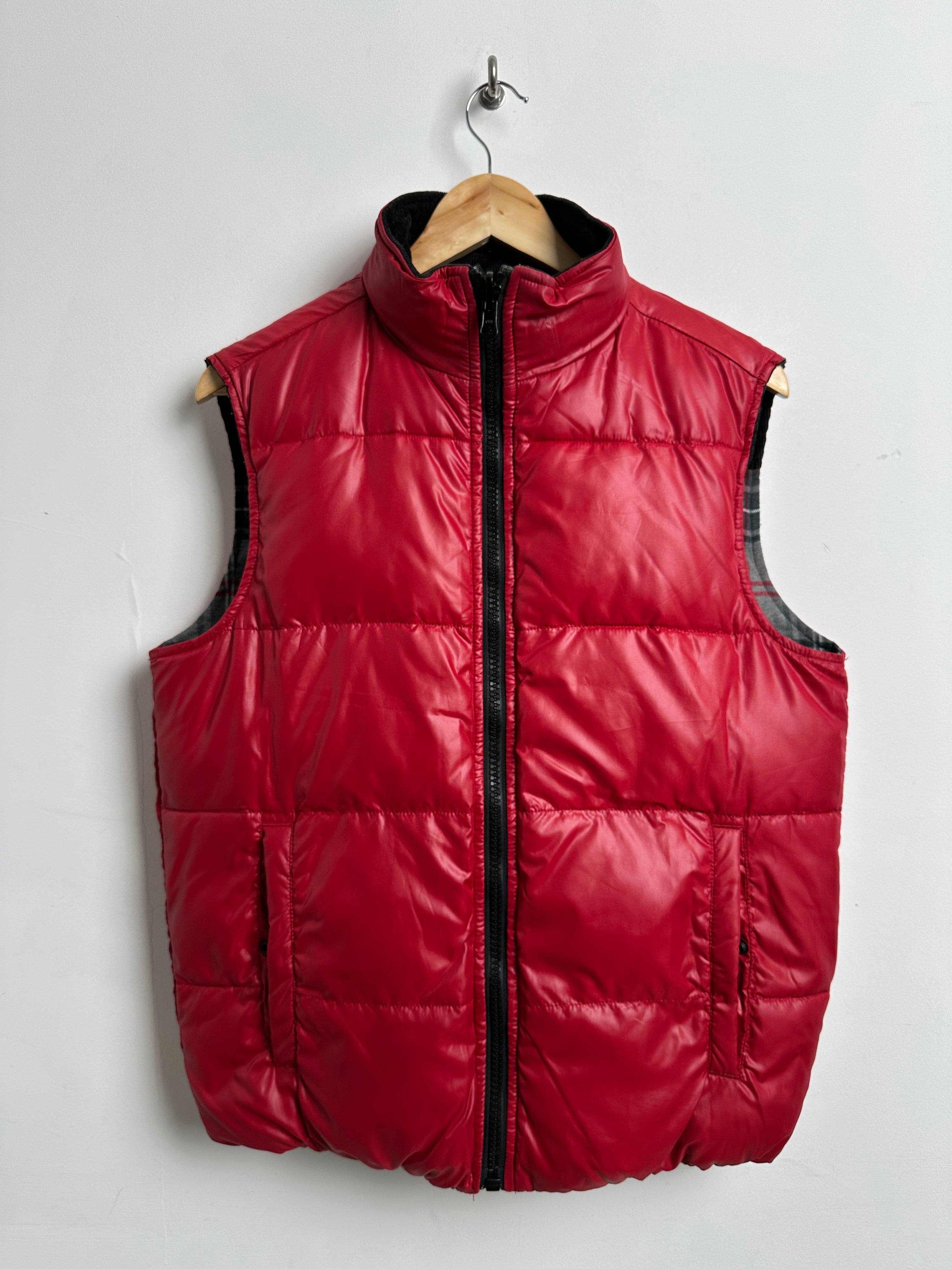 Reversible puffer vest red and plaid - thrift.mt