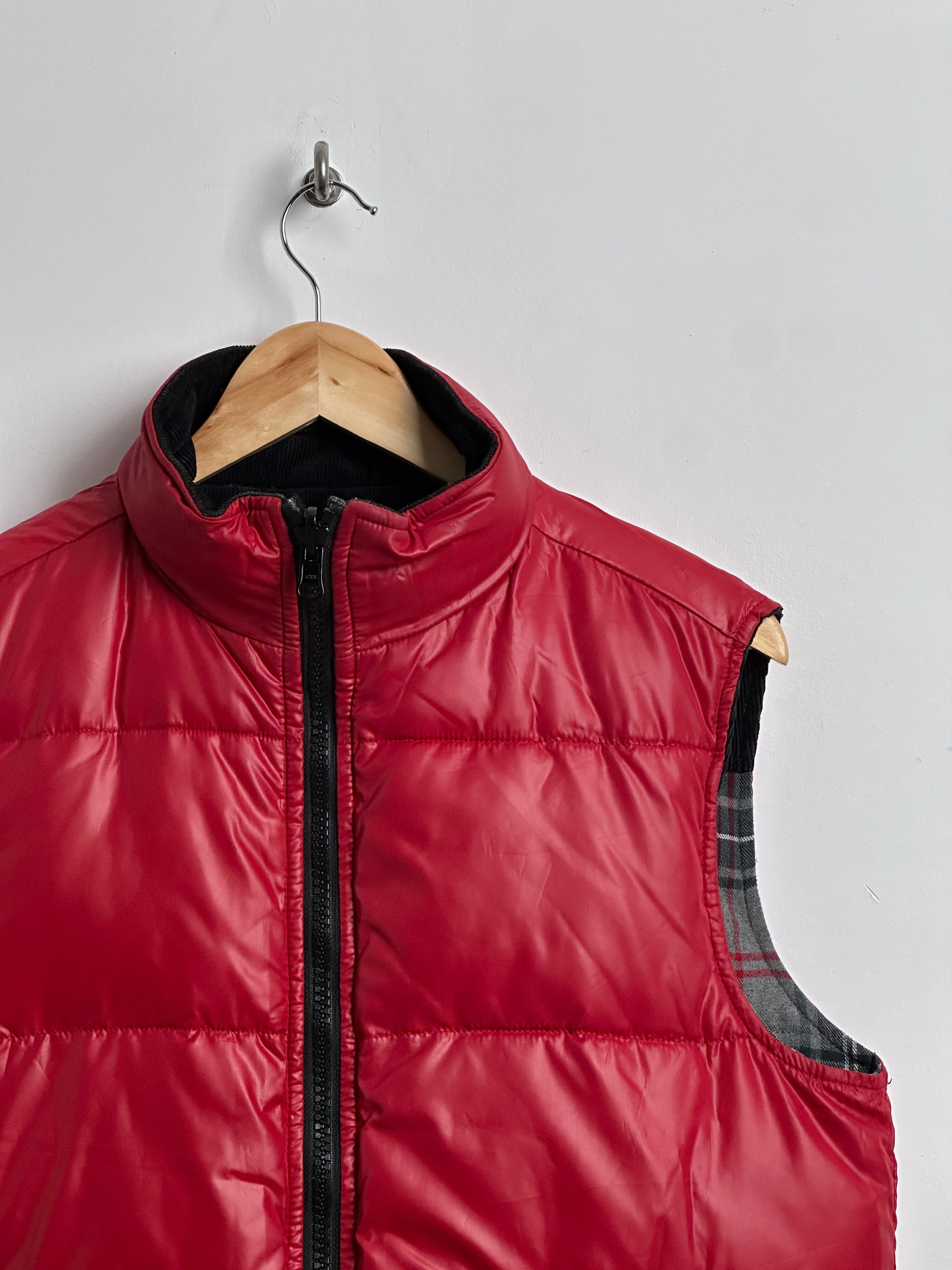 Reversible puffer vest red and plaid - thrift.mt