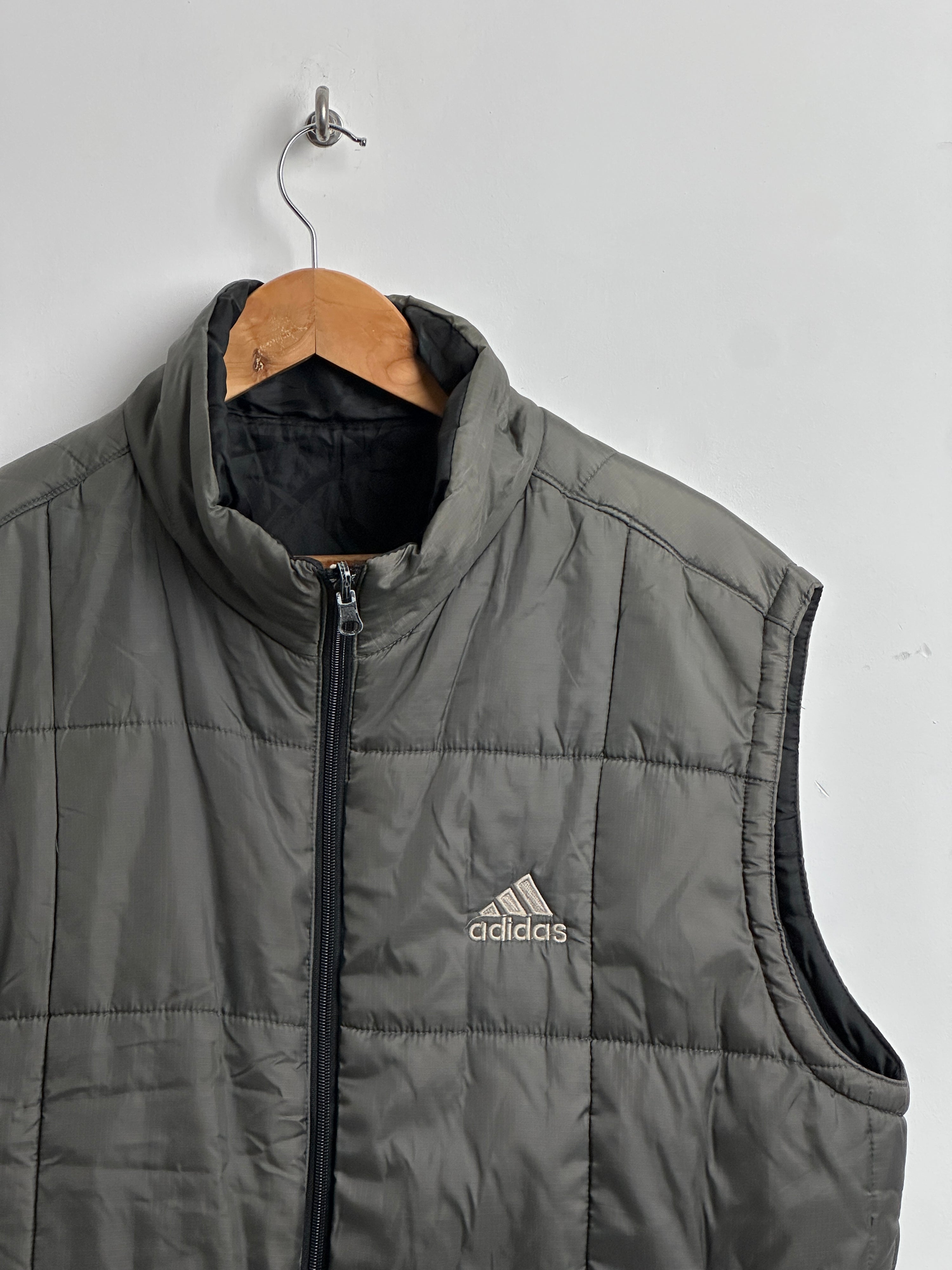 adidas green puffer vest - thrift.mt