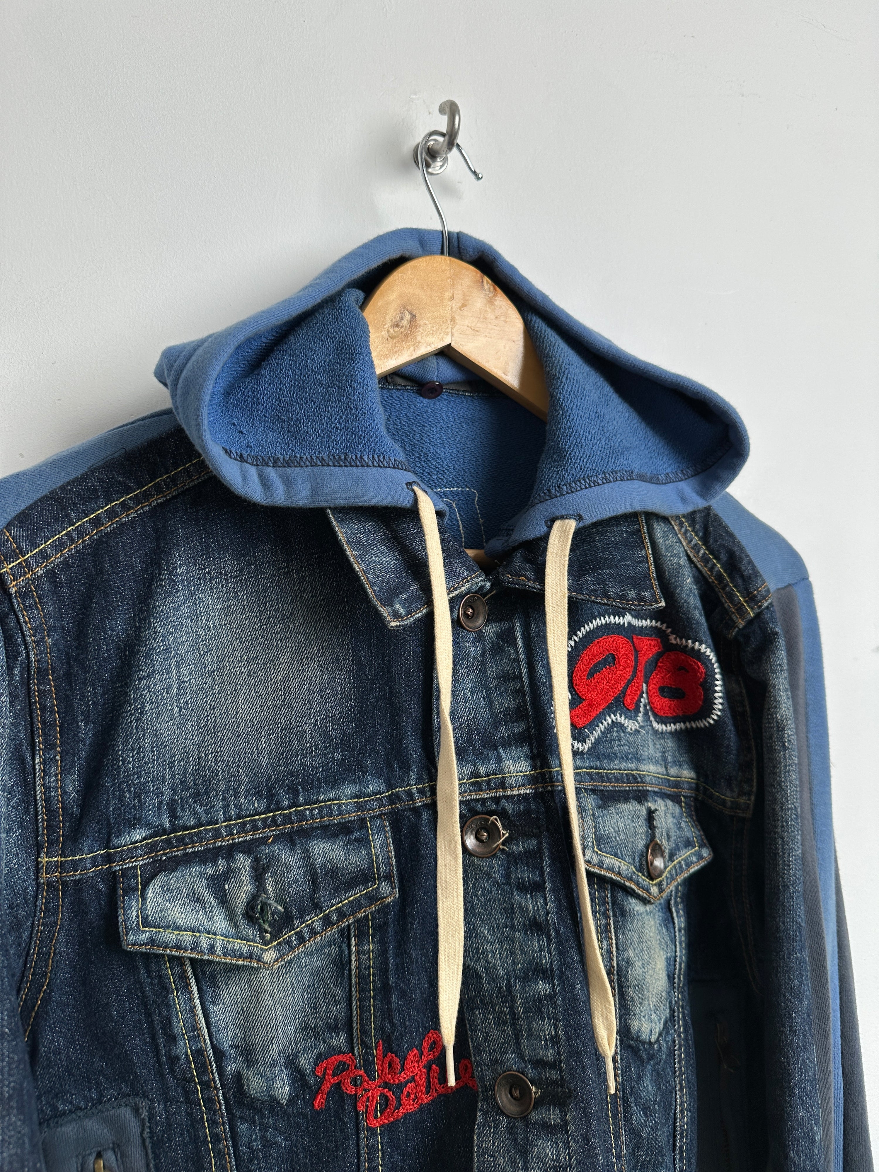 Rodeo Drive retro denim jacket with hood - thrift.mt