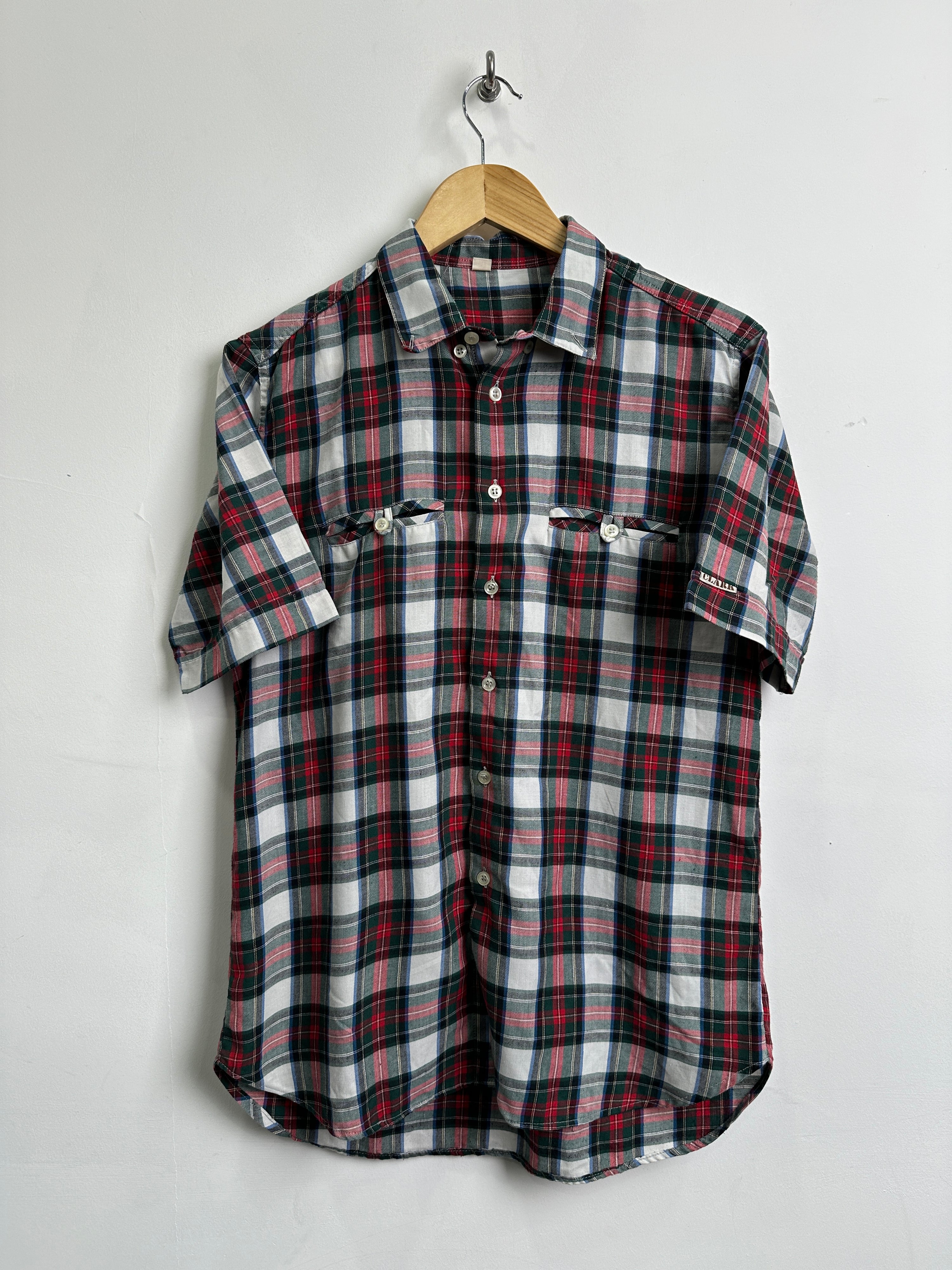 Vintage checked short-sleeve shirt - thrift.mt