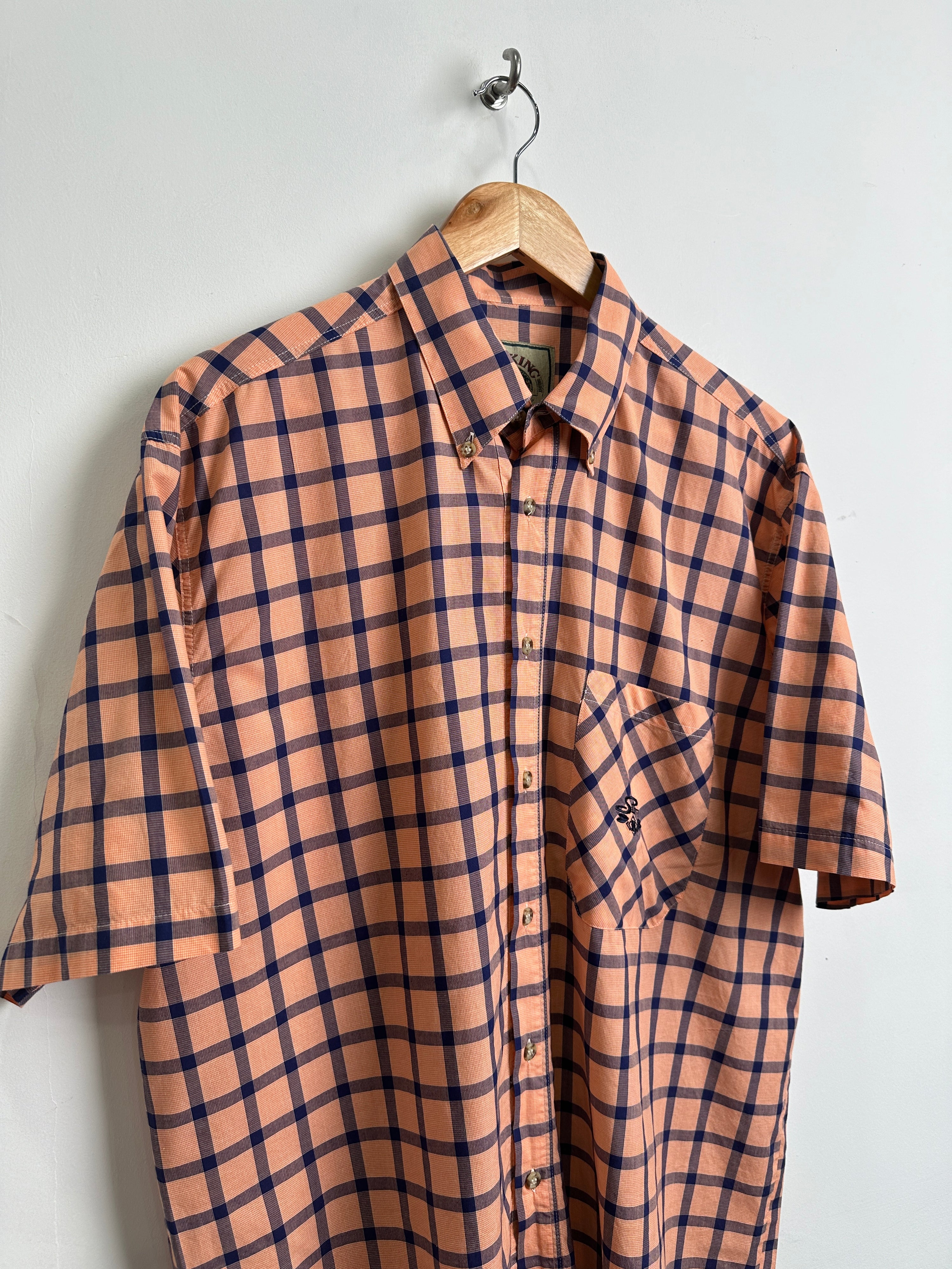 Walking Vintage short-sleeve shirt in orange with checked lines in blue - thrift.mt