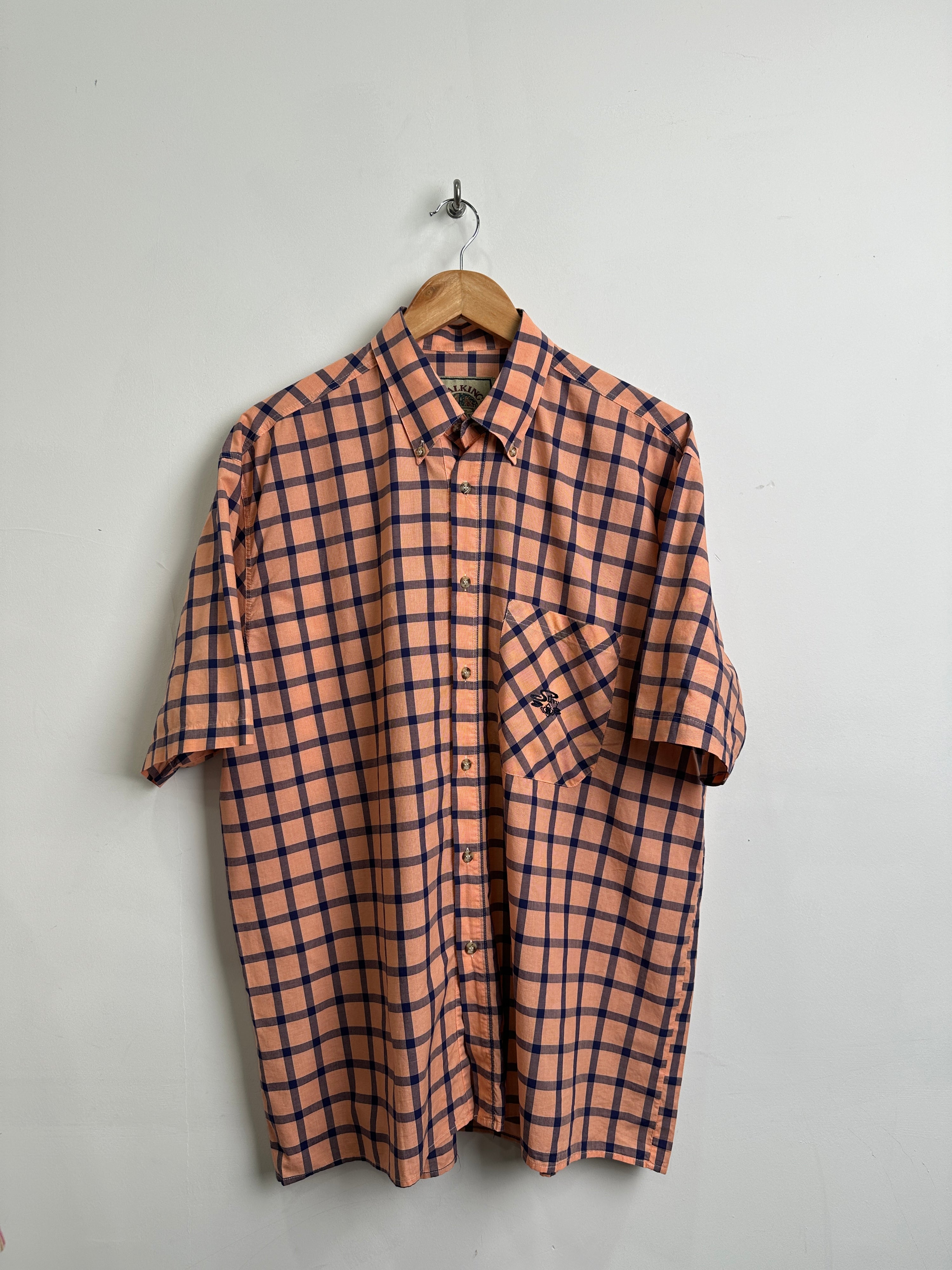 Walking Vintage short-sleeve shirt in orange with checked lines in blue - thrift.mt